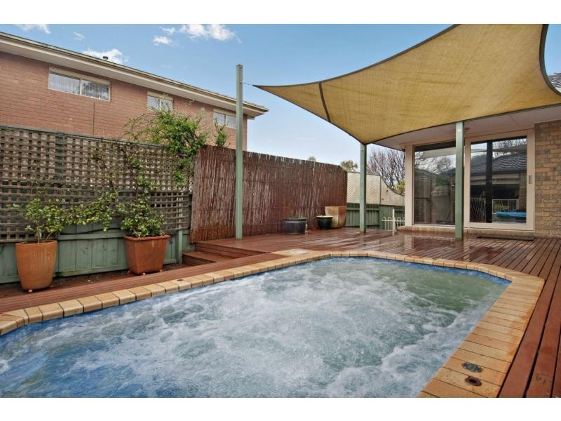 17 Kensington Avenue, Frankston South VIC 3199