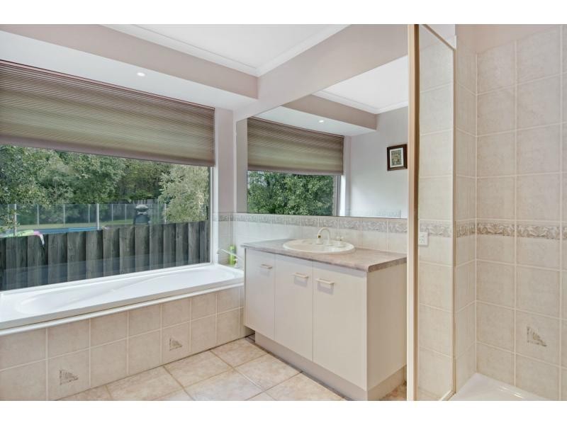 17 Kensington Avenue, Frankston South VIC 3199