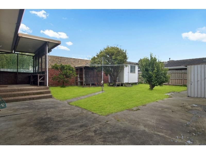 17 Finlay Street, Frankston VIC 3199