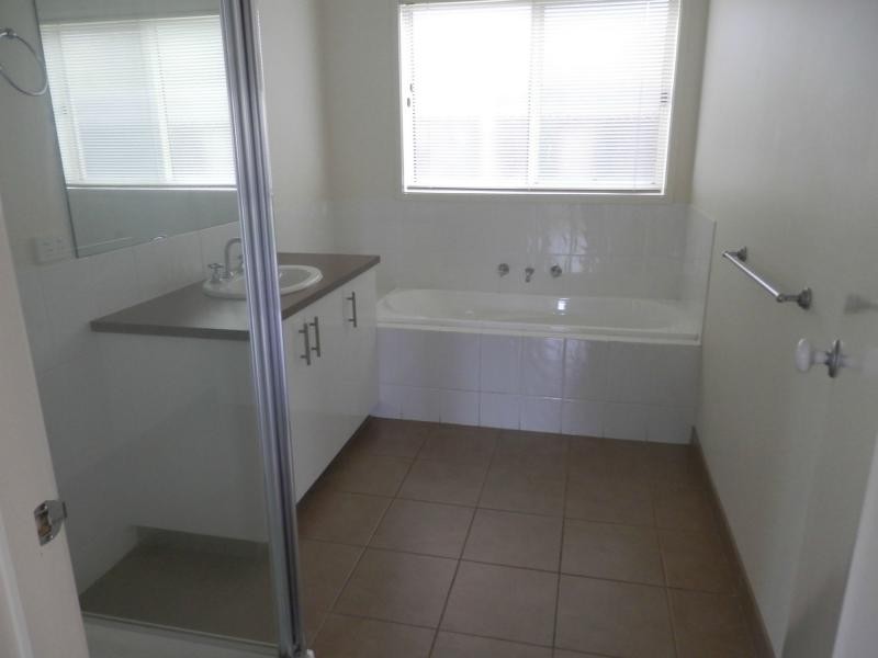 55 Guelph Street, Somerville VIC 3912