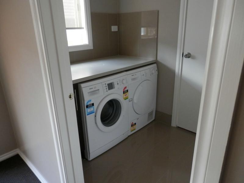 1/17 Kars Street, Frankston VIC 3199