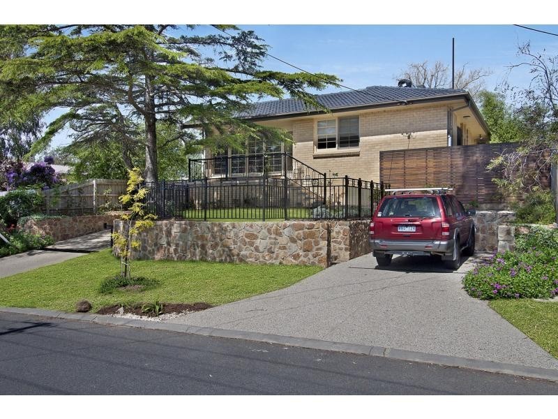 1/18 Bruarong Crescent, Frankston South VIC 3199