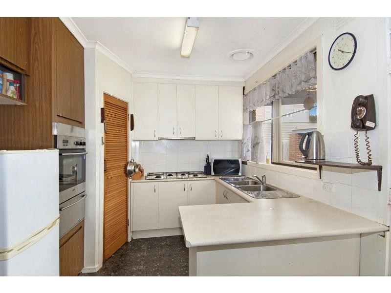 12 Parsons Avenue, Glen Waverley VIC 3150