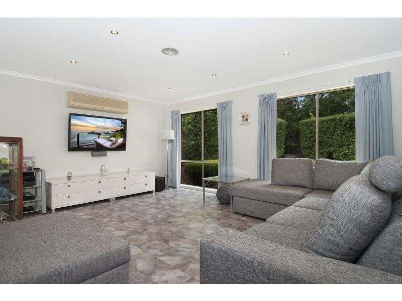 11 Buckingham Place, Frankston South VIC 3199