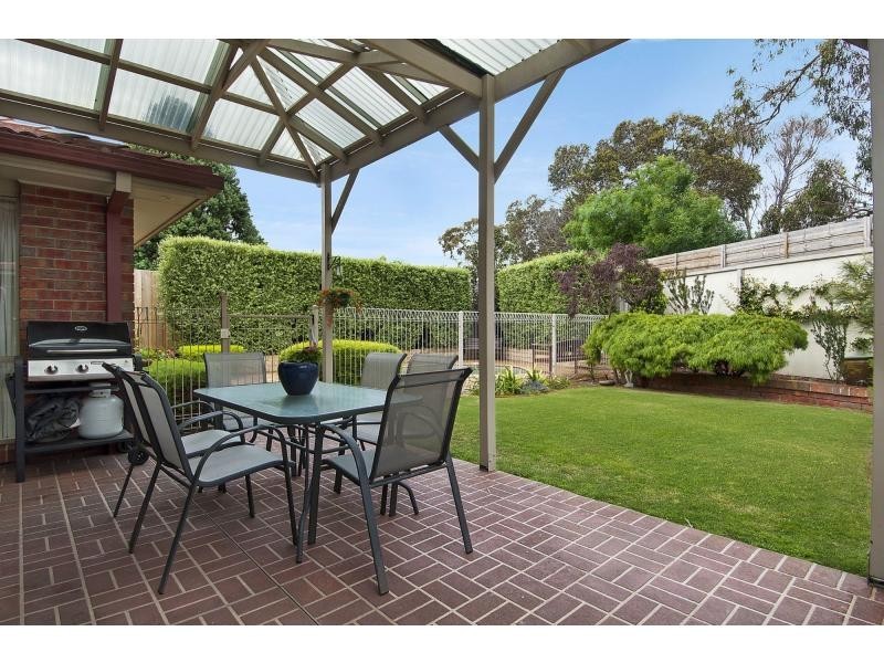 11 Buckingham Place, Frankston South VIC 3199