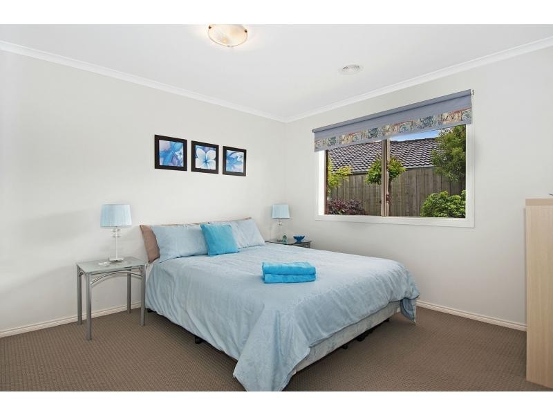 11 Buckingham Place, Frankston South VIC 3199