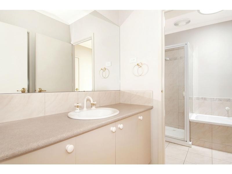 2/75 Playne Street, Frankston VIC 3199