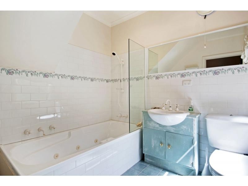 27 Neil Street, Frankston South VIC 3199