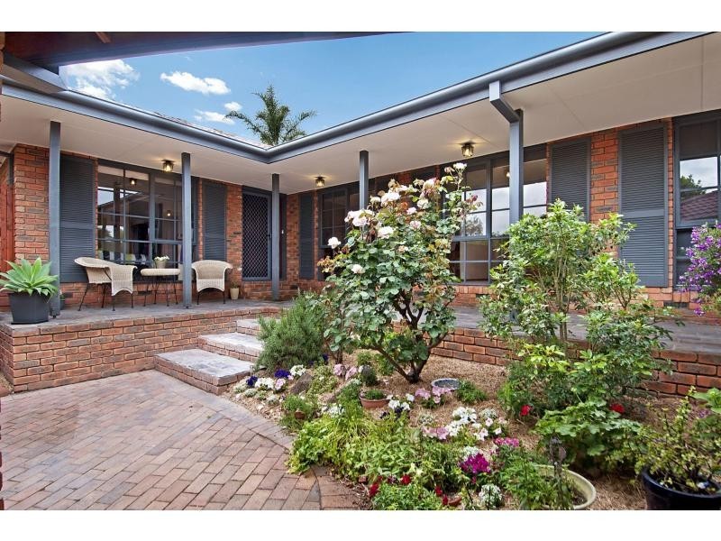 3 Linlithgow Court, Frankston VIC 3199