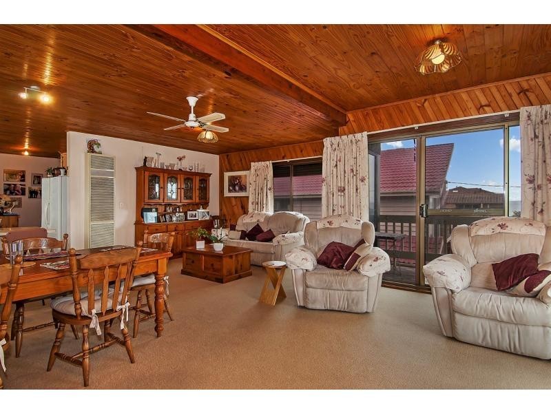 102-105 Nepean Highway, Aspendale VIC 3195