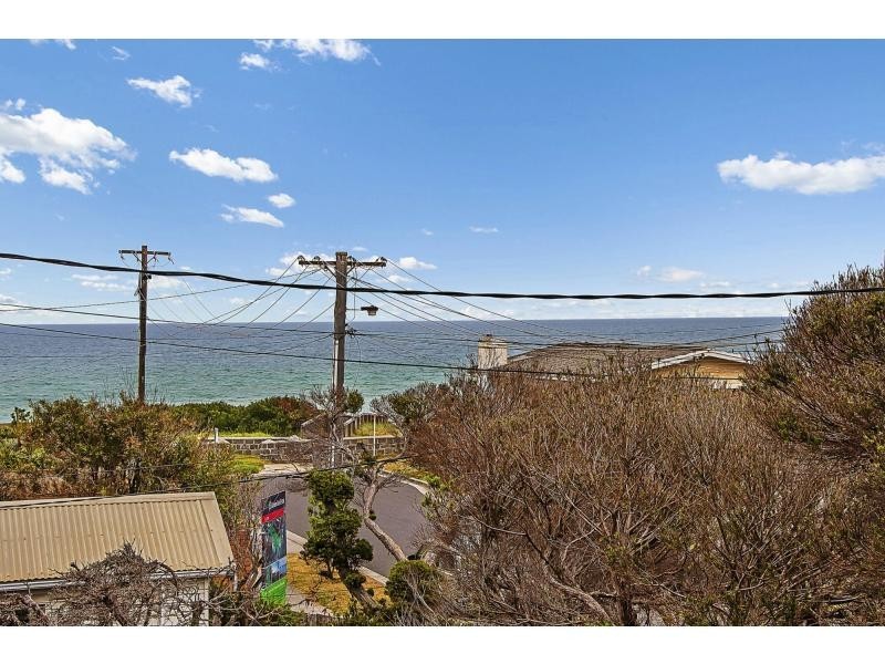 102-105 Nepean Highway, Aspendale VIC 3195