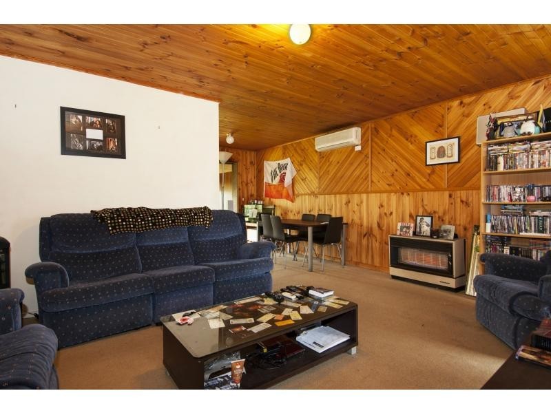 6 Iranda  Street, Frankston VIC 3199