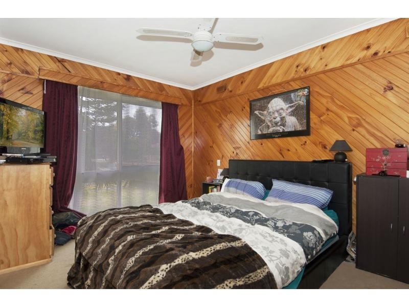 6 Iranda  Street, Frankston VIC 3199