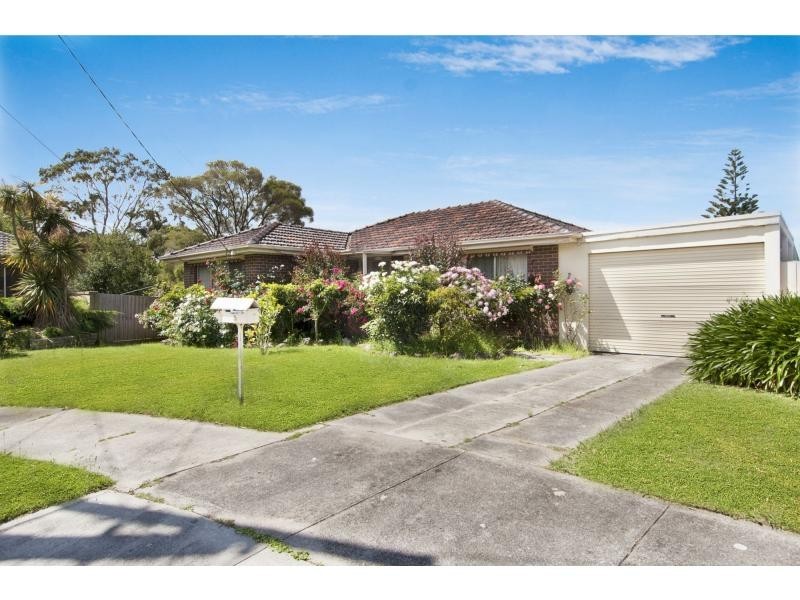 5 Iona Court, Frankston VIC 3199