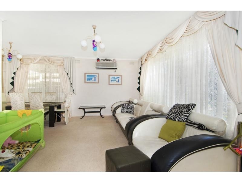 5 Iona Court, Frankston VIC 3199