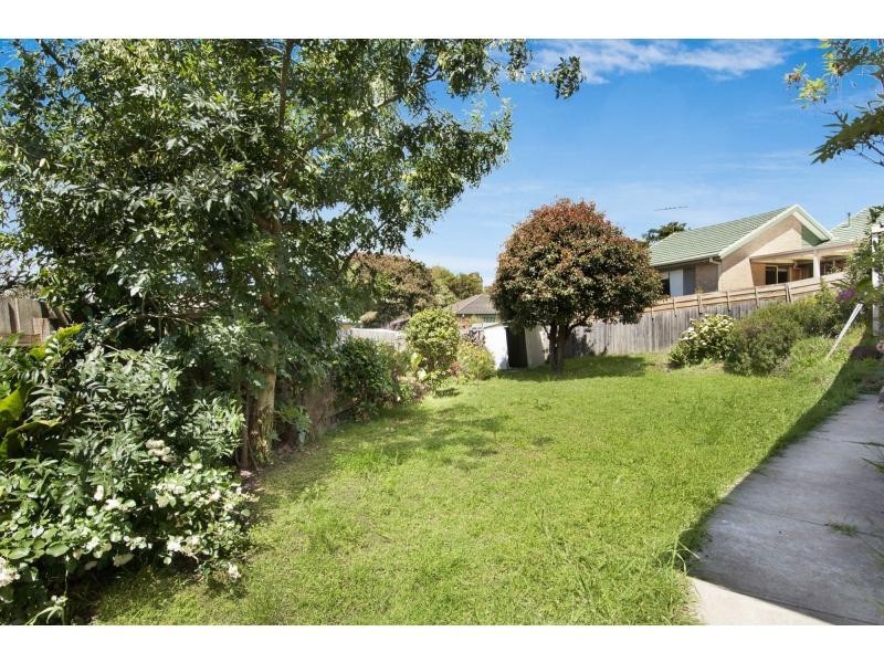 5 Iona Court, Frankston VIC 3199