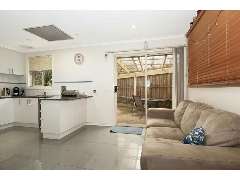2 Golden Court, Frankston North VIC 3200