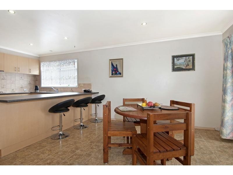 4 Joyce Avenue, Frankston VIC 3199