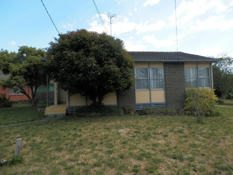24 Poplar Street, Frankston North VIC 3200