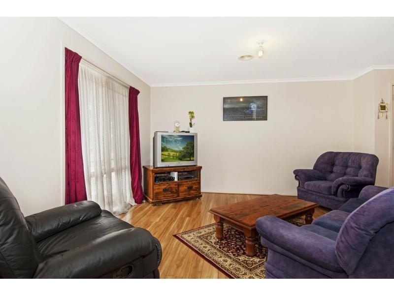 4 Glynelea Crescent, Skye VIC 3977