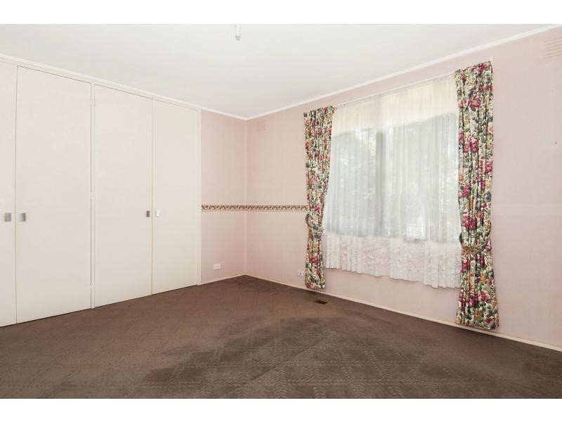 2 Brunei Grove, Frankston VIC 3199