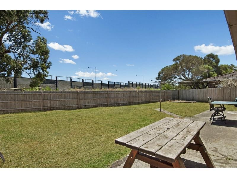 6 Nara Place, Carrum Downs VIC 3201