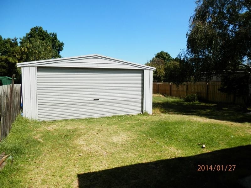 8 Clarendon Street, Frankston VIC 3199