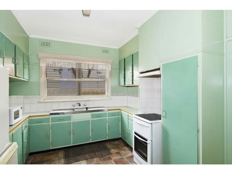 24 Leonard Street, Frankston VIC 3199