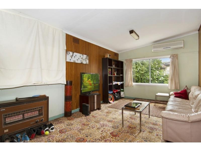 24 Leonard Street, Frankston VIC 3199