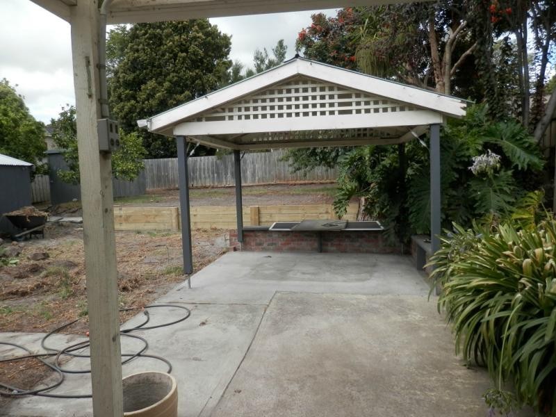 4 Verner Avenue, Frankston South VIC 3199