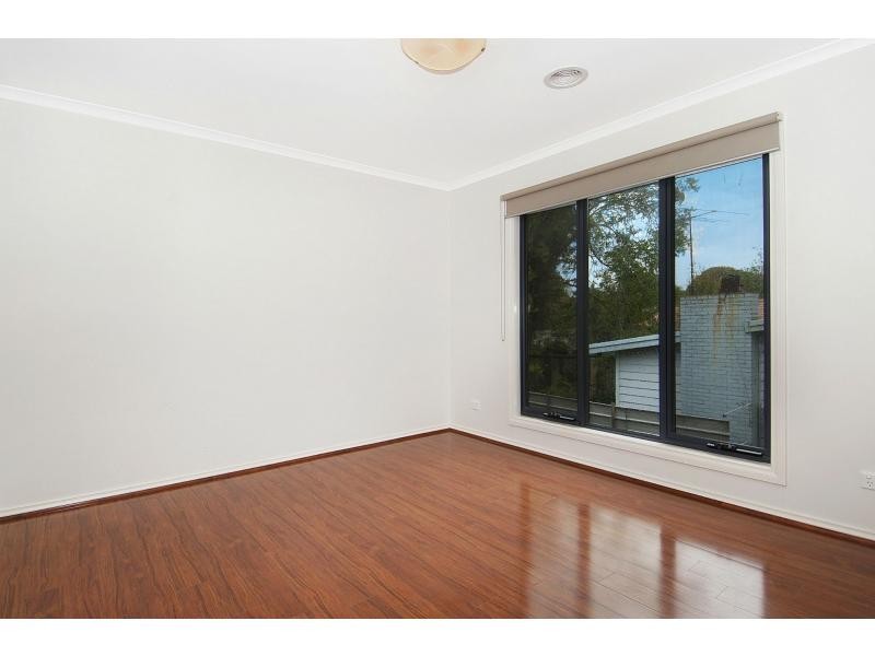 1/3 Lorraine Street, Frankston VIC 3199
