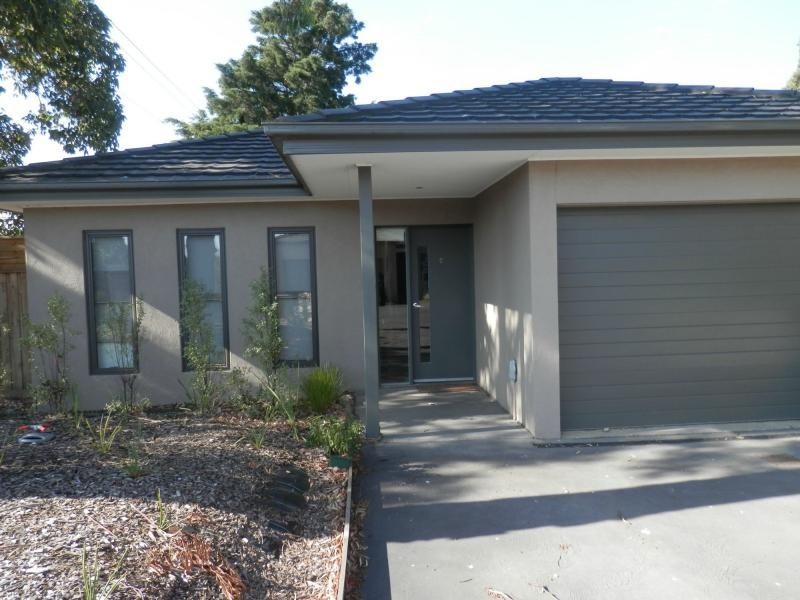 L2/428 McClelland Drive, Langwarrin VIC 3910