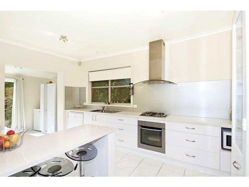 10 Edward Street, Langwarrin VIC 3910