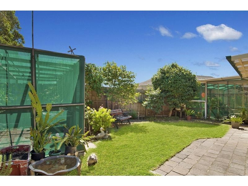 8 Hampden Avenue, Frankston VIC 3199