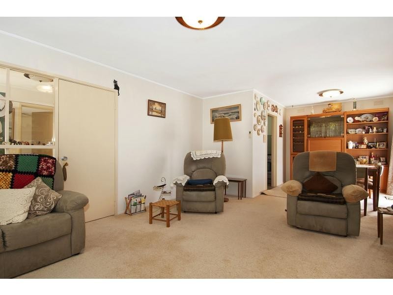 8 Hampden Avenue, Frankston VIC 3199