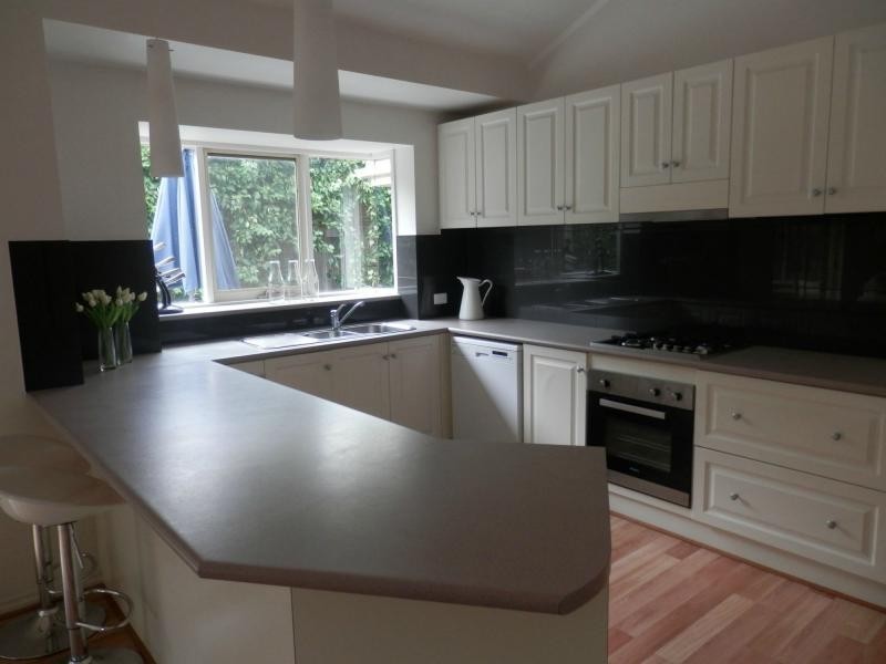 16 Highland Drive, Frankston South VIC 3199