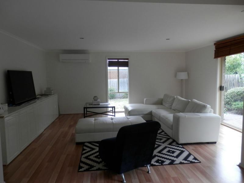 16 Highland Drive, Frankston South VIC 3199