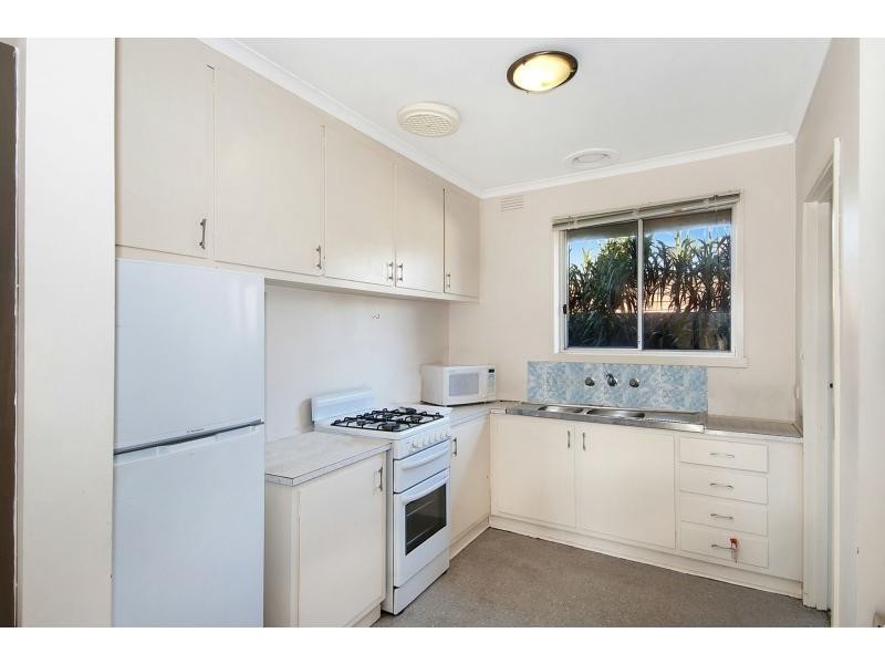 3/33 Gairloch Drive, Frankston VIC 3199