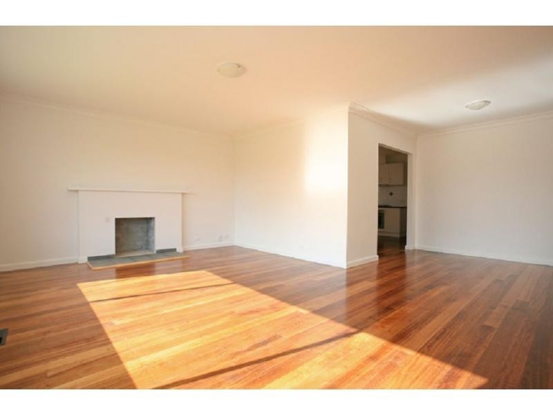 2 Corlett Street, Frankston VIC 3199