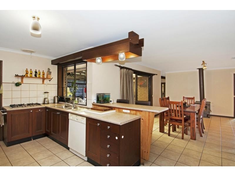 4 Myna Court, Carrum Downs VIC 3201