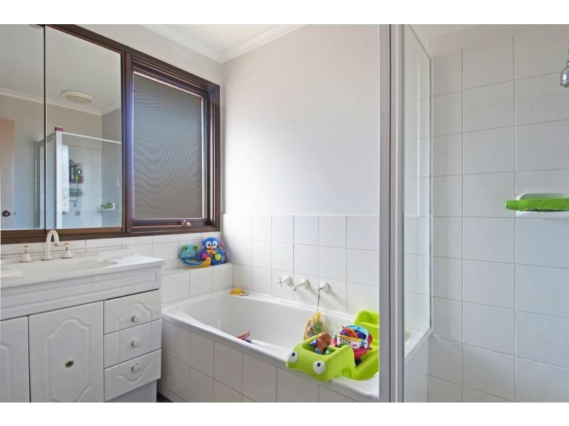 4 Myna Court, Carrum Downs VIC 3201