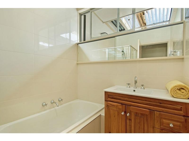 101 Beach Street, Frankston VIC 3199