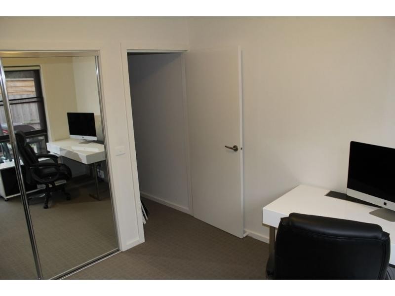 2/428 McClelland Drive, Langwarrin VIC 3910