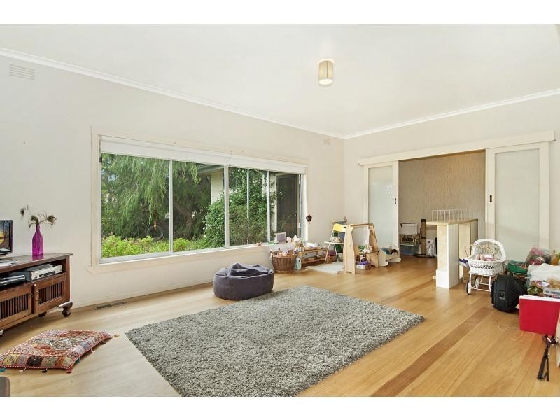 12 Downs Road, Seaford VIC 3198