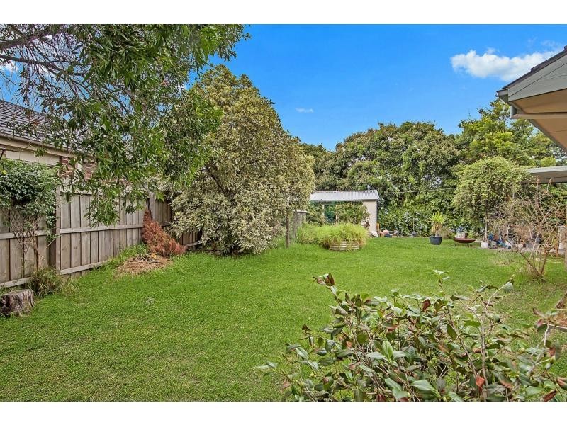 12 Downs Road, Seaford VIC 3198