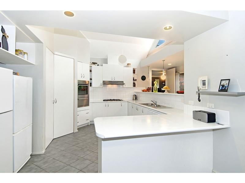 39 Woodside Avenue, Peninsula Gateway, Frankston South VIC 3199