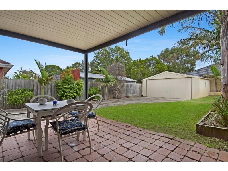 11 Newton Street, Seaford VIC 3198