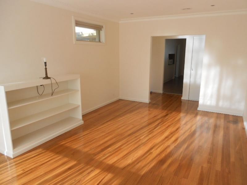 1 Tavistock Road, Frankston South VIC 3199