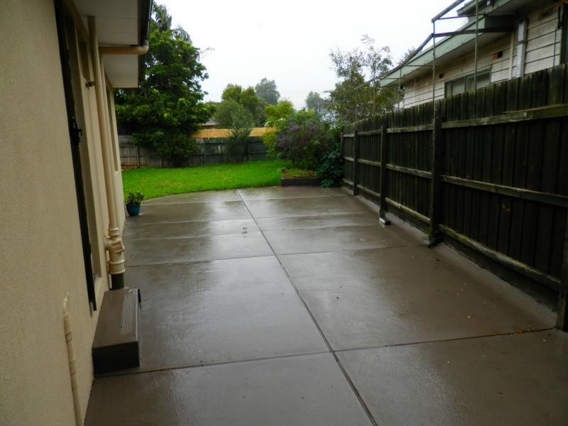 8 Daly Street, Frankston VIC 3199