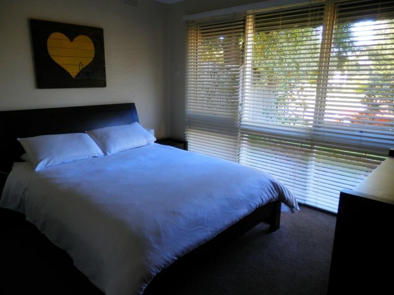 42 Barclay Avenue, Frankston VIC 3199